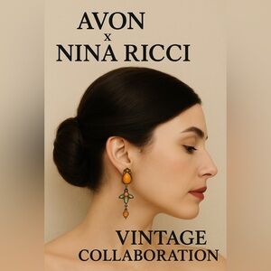 Vintage Avon & Nina Ricci collab, Green and Topaz Earrings 💚🧡